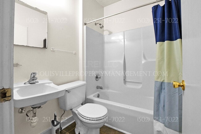 Building Photo - 1273 S Clay St