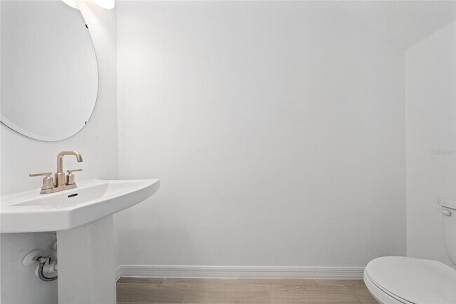 Building Photo - 5148 Goldfinch Dr