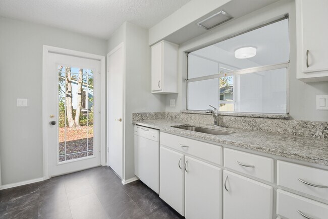 Building Photo - 189 Deltona Blvd