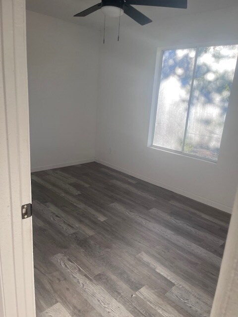 Building Photo - 40054 Ridgemist St