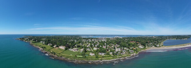 Building Photo - 3 Barclay Sq