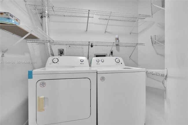 Building Photo - 10257 NW 9th St Cir