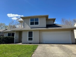 Building Photo - Spacious 3 Bedroom + 1 Bonus Room, 2 Bath House!