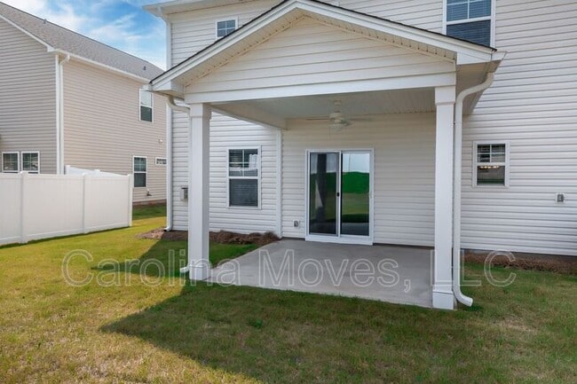 Building Photo - 124 Strongridge Trl