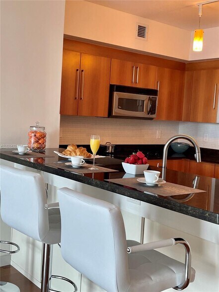 Building Photo - 325 S Biscayne Blvd