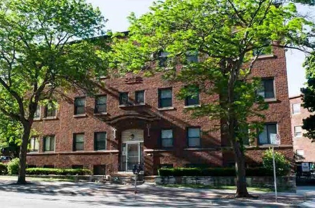 Building Photo - 2311 E. North Ave.