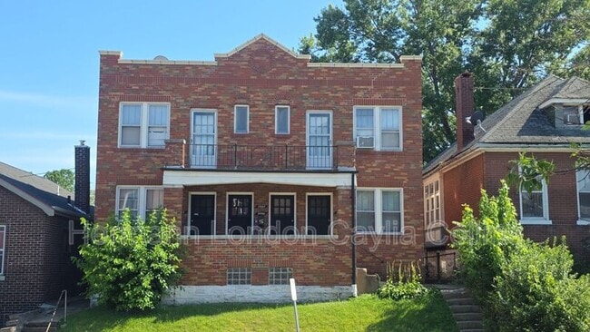 Building Photo - 3406-3408 Keokuk St