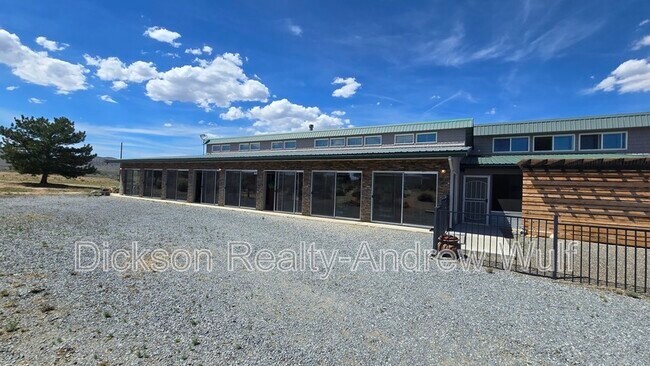 Building Photo - 5800 Peak Rd