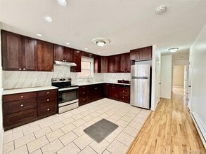 Building Photo - 20-14 College Point Blvd