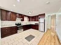 Building Photo - 20-14 College Point Blvd