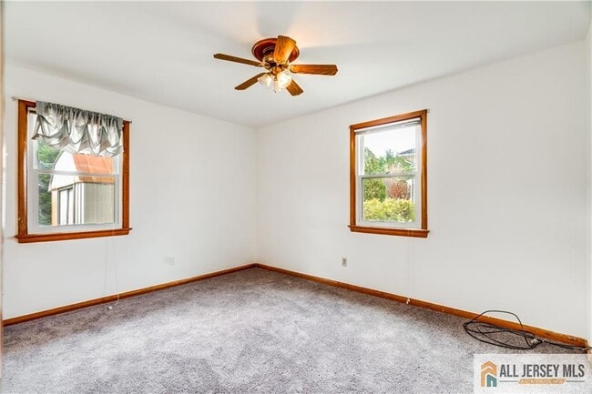 Building Photo - 1474 Huron Rd