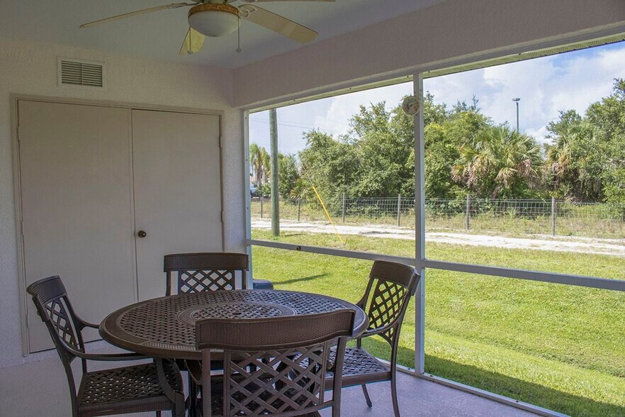 Building Photo - 3583 Cape Haze Dr