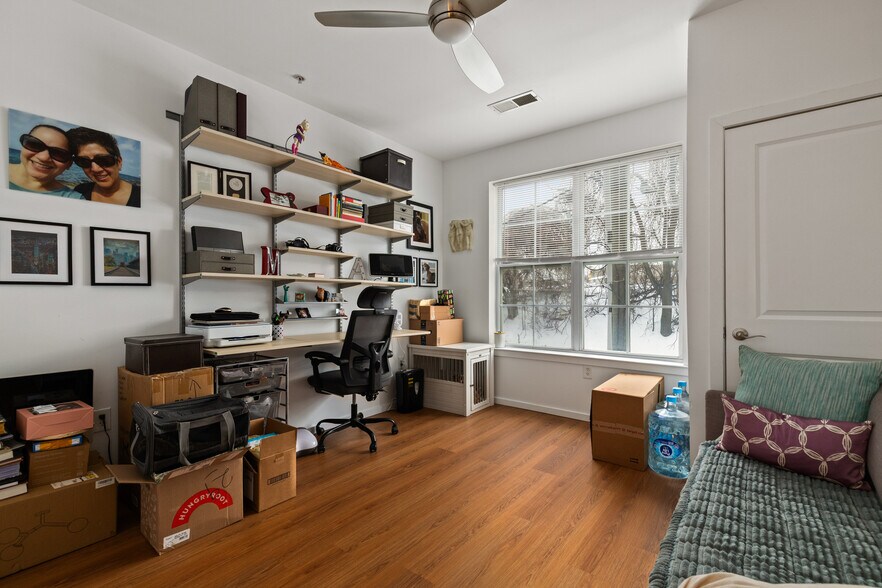 Building Photo - 443 2nd St