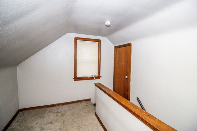 Building Photo - 11702 Ridge Rd