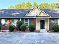 Building Photo - 3976 Hidden Hollow Dr