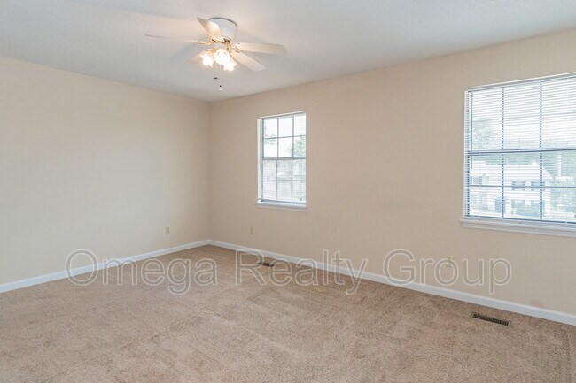 Building Photo - 2364 Grayson Valley Cir