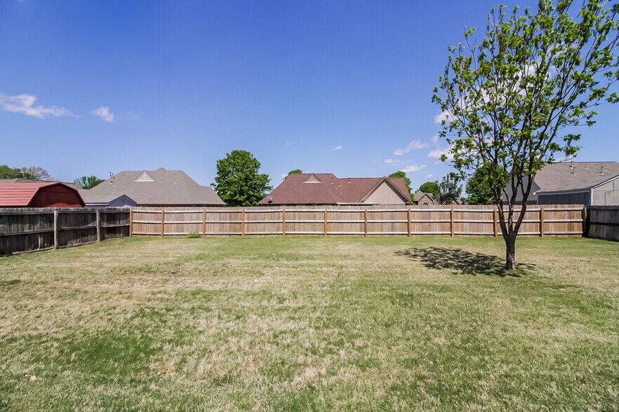 Building Photo - 40 Sweet Leaf Ln