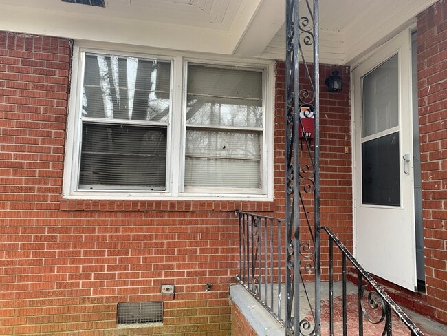 Building Photo - Charming 2 Bed Apartment with Spacious Layout in Jonesboro, AR!