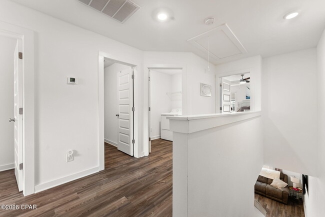 Building Photo - 5899 Tyndall Pl