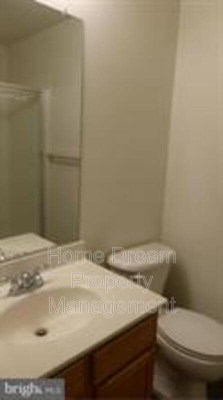 Building Photo - 1308 Saunders Dr