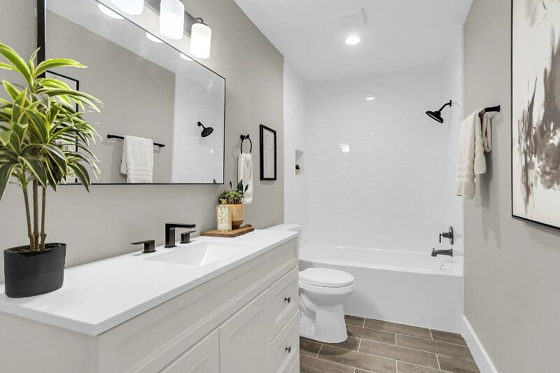 Building Photo - 6305 Lucille Dr