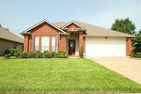 Building Photo - 1803 Edinburg Ave