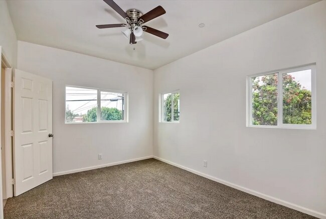 Building Photo - Fully Furnished Modern 3-Bed, 2-Bath Near ...