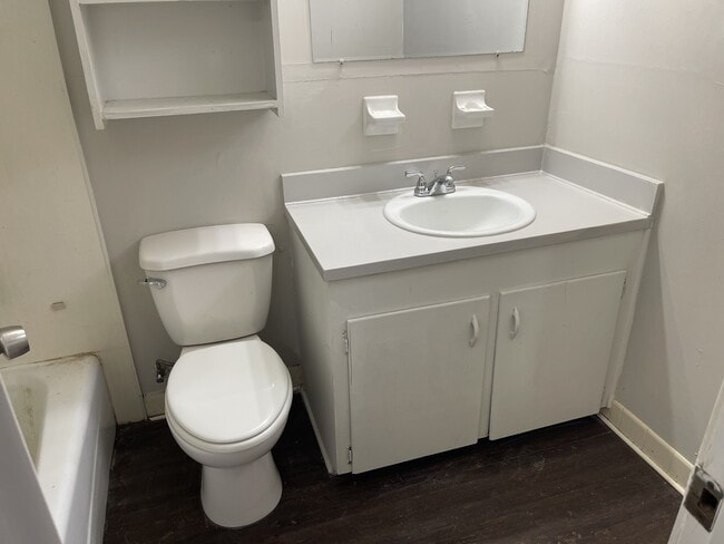 Building Photo - 5457 101st St