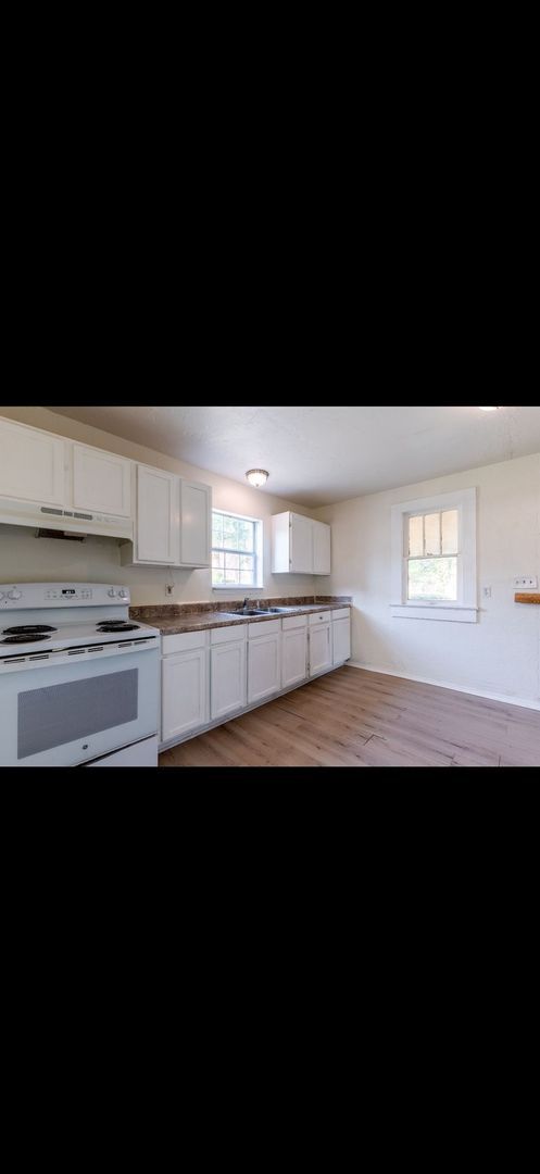 Building Photo - SPACIOUS 4 BED / 2 BATH HOME IN NORTHWEST OKC! (Section 8 Vouchers Accepted!)