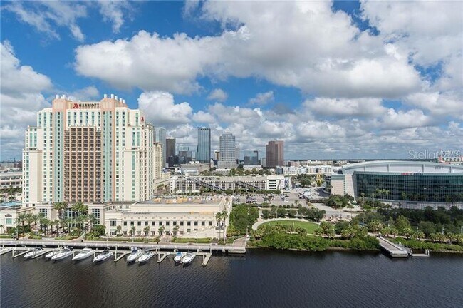 Building Photo - 371 Channelside Walk Way