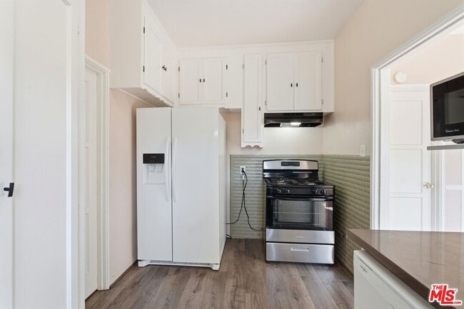 Building Photo - 1873 Midvale Ave