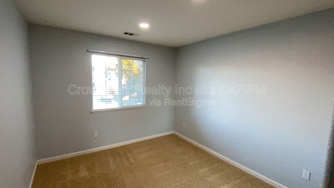 Building Photo - 4685 Dandelion Loop