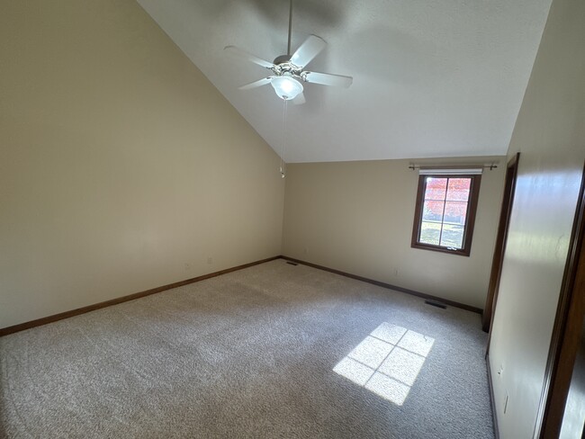 Building Photo - 9229 Westdrum Ct