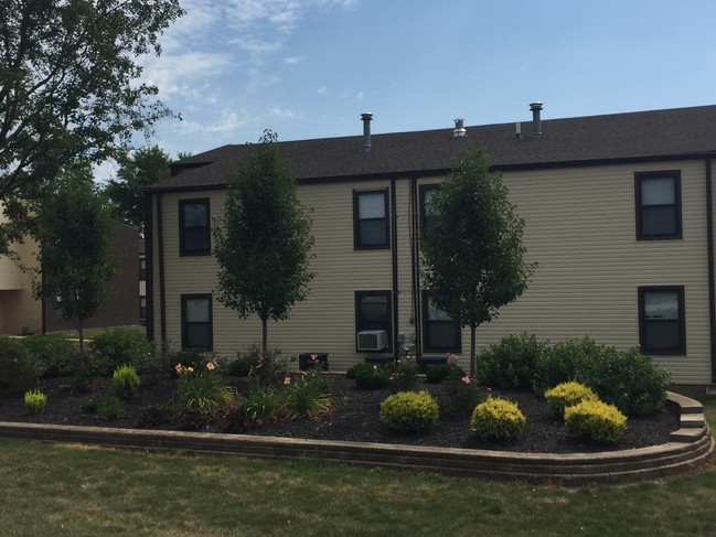 Primary Photo - Vermilion Garden Apartments