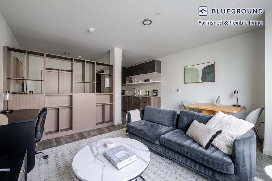 Building Photo - 123 Broadway-SI FL5-ID826