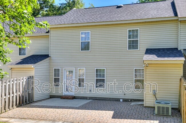 Building Photo - 324 Hornhead Dr