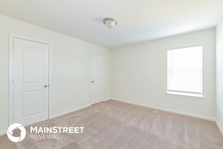 Building Photo - 26251 Bosch Dr