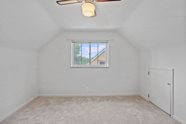 Building Photo - 5334 Alvera Dr