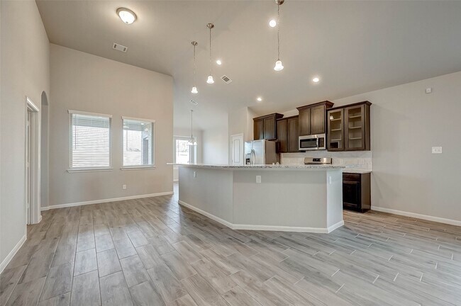 Building Photo - 6110 Scott Way