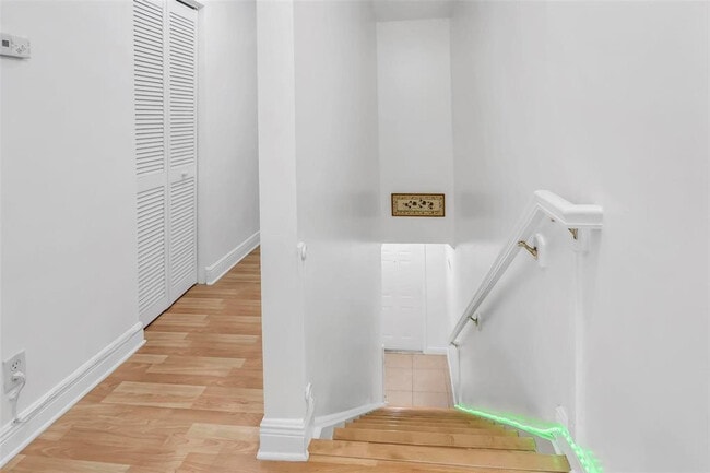 Building Photo - 1534 NW 45th St