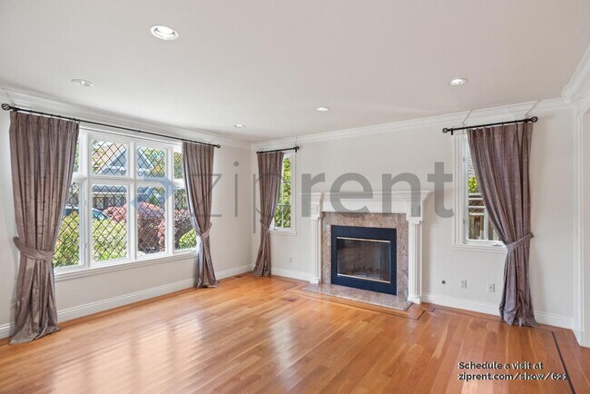 Building Photo - 1320 Drake Ave