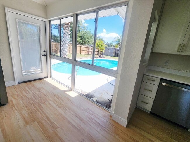 Building Photo - 2494 Del Rio Way