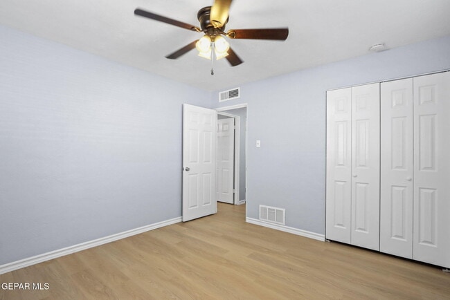 Building Photo - 390 Arvin Cir