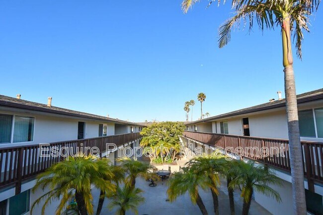 Building Photo - 5009 Nautilus St