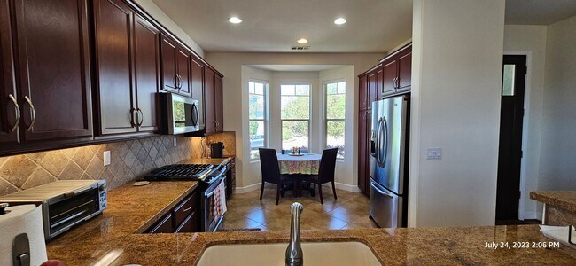 Building Photo - Beautiful Newer Rice Ranch Single Story Home in Orcutt