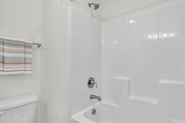 Building Photo - 5039 McGarvey Ct