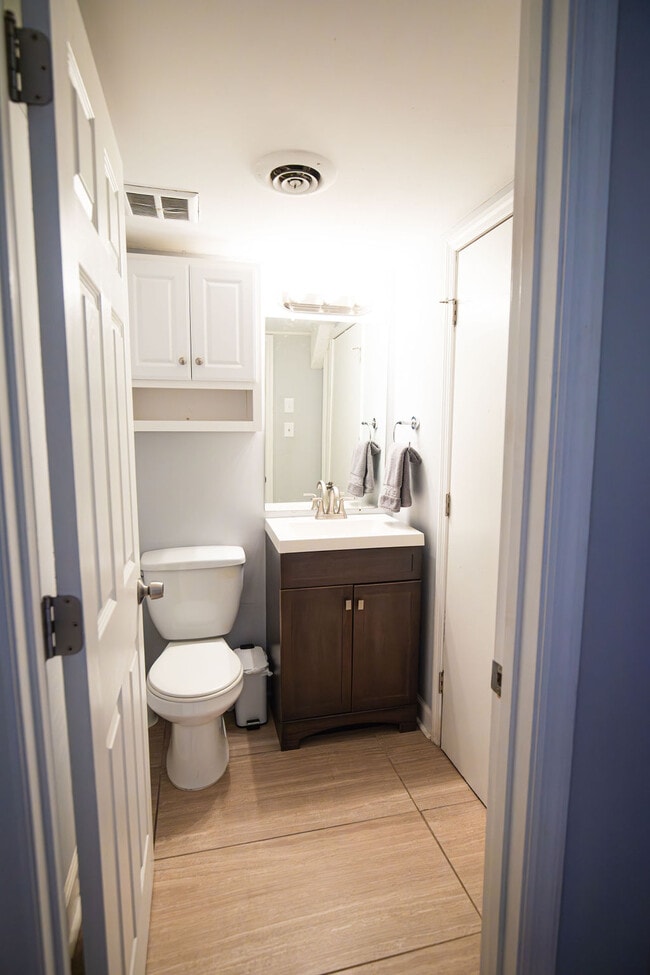 Building Photo - 210 Old Hickory Blvd