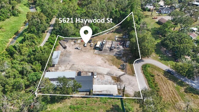 Building Photo - 5621 Haywood St