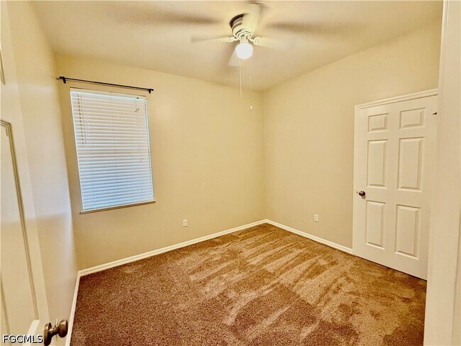 Building Photo - 1466 Argyle Dr