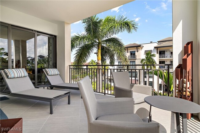 Building Photo - 1030 3rd Ave S